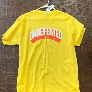 Undefeated Men Shirt  Size Large